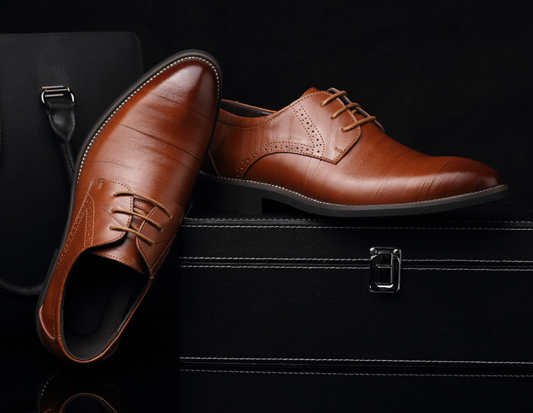 Men's leather shoes